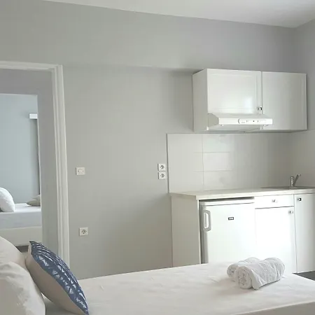 Ippokampos Beachfront 2*