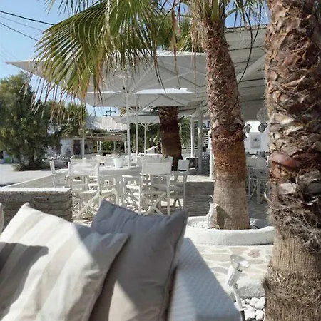 Ippokampos Beachfront Apartment