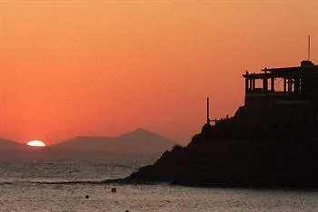 Ippokampos Beachfront Apartamento *